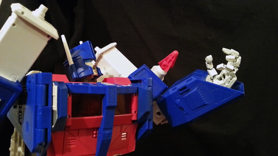 ~Custom Transformers Masterpiece Ultra Magnus MP-22~