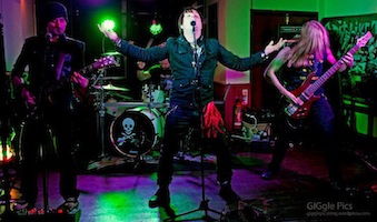 images/07-03-13-Mykl-Embryon/1-Mykl-Embryon.jpg