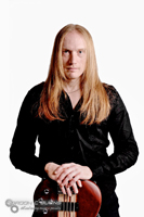 images/shoot2012-Embryon/5-Mykl-Embryon.jpg