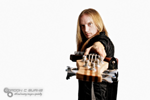 images/shoot2012-Embryon/7-Mykl-Embryon.jpg