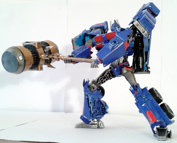 Transformers Prime Voyager Class Ultra Magnus By Mykl ~Transformers Prime Voyager Class Ultra Magnus With Forge of Solus Prime By Mykl~