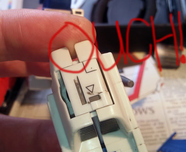 Tutorial: How To Fix MP Seekers (make them more poseable and G1 cartoon accurate) ~Tutorial: How To Fix MP Seekers (make them more poseable and G1 cartoon accurate)~